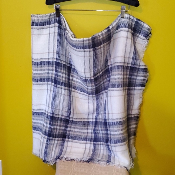 Olive & Pique Blanket Scarf - Picture 1 of 2